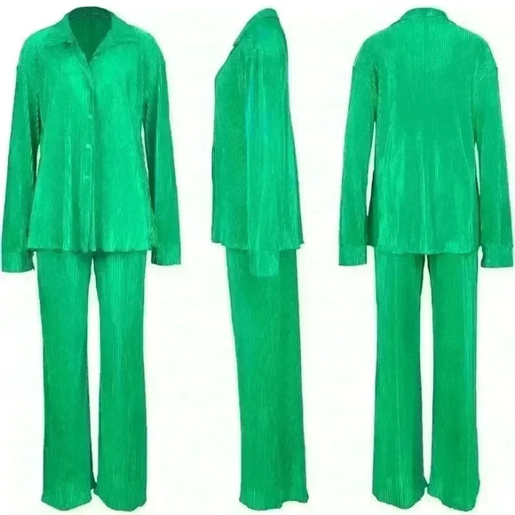Amazon Tops - Casual Green 2 Piece Set
